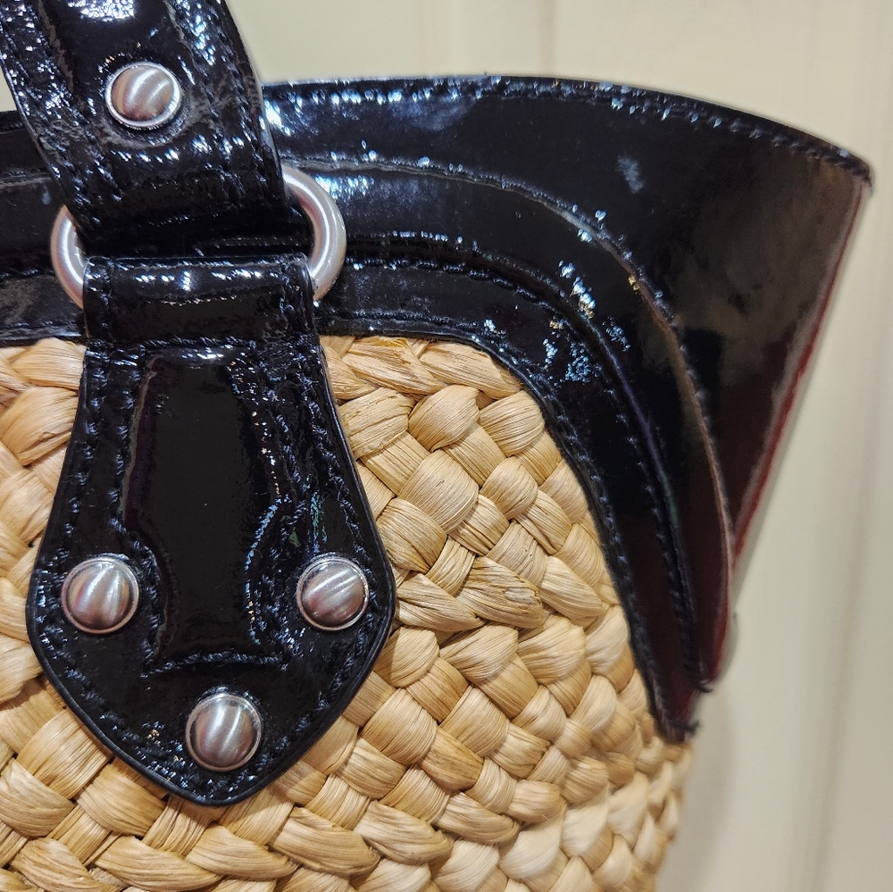 Michael Kors Shoulder Weave & Leather Trim Bag - Picture 4 of 12